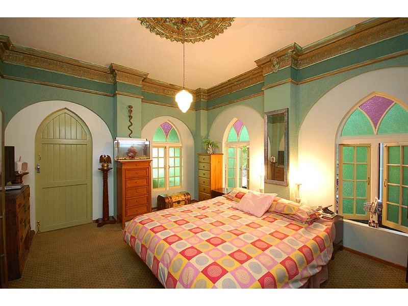 35 Brighton Road, Highgate Hill QLD 4101