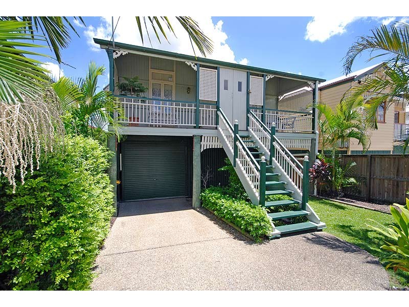 27 Holmes Street, Moorooka QLD 4105