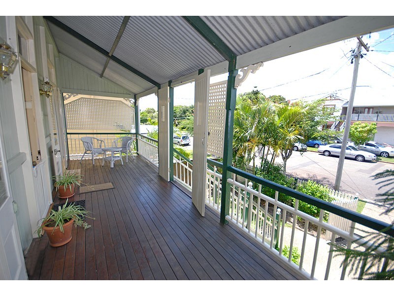 27 Holmes Street, Moorooka QLD 4105