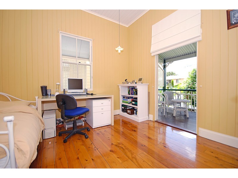 27 Holmes Street, Moorooka QLD 4105