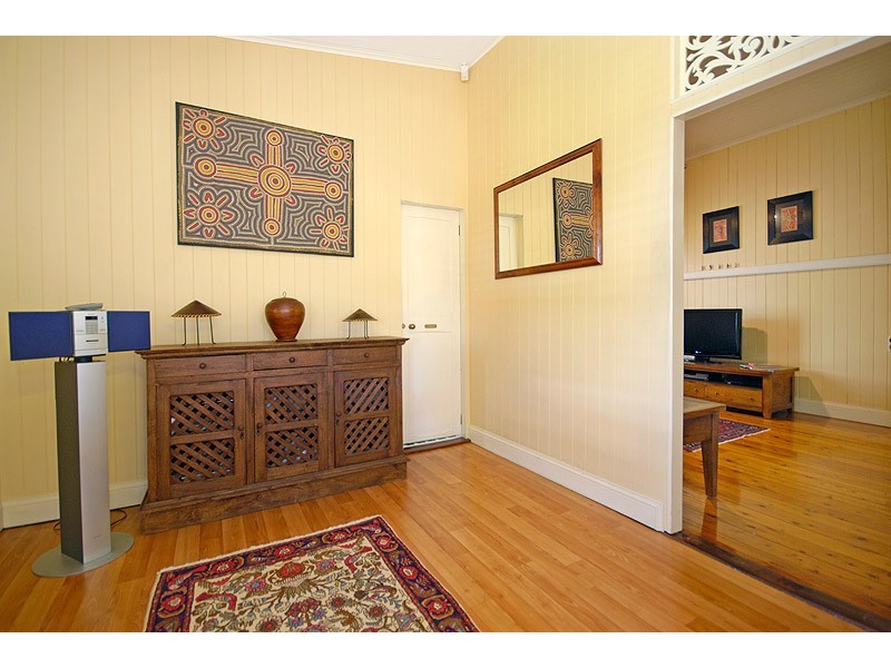 27 Holmes Street, Moorooka QLD 4105
