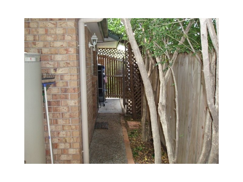 2/44  Helles Street, Moorooka QLD 4105