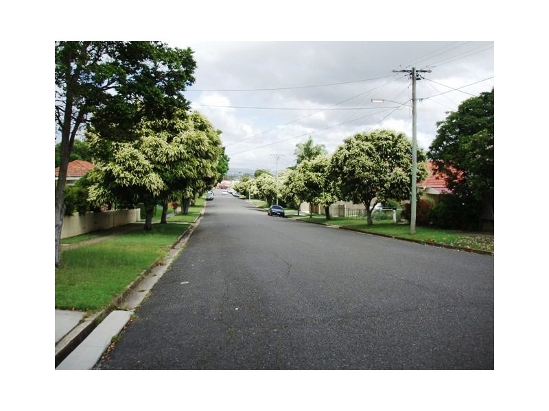 2/44  Helles Street, Moorooka QLD 4105