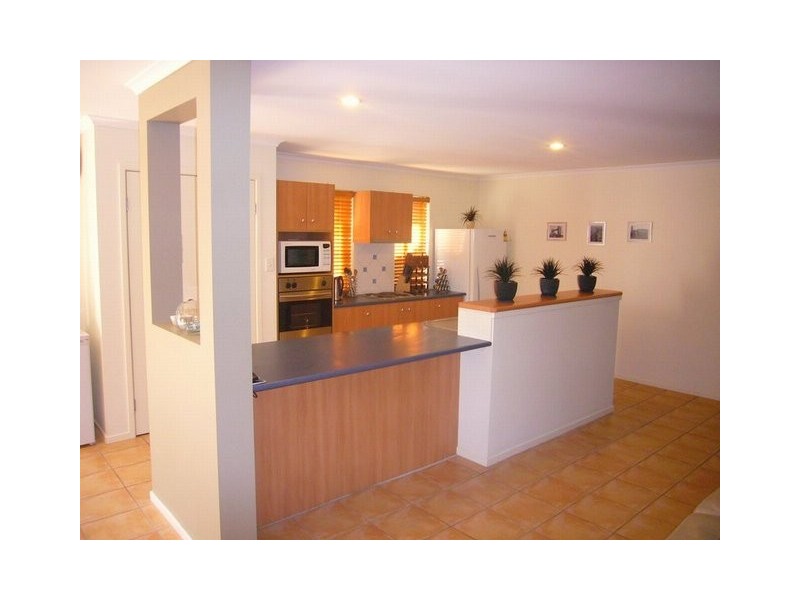 95   Prospect Street, Parkinson QLD 4115