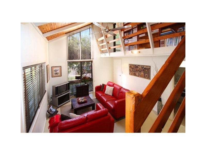 9 Killarney Street, Yeronga QLD 4104