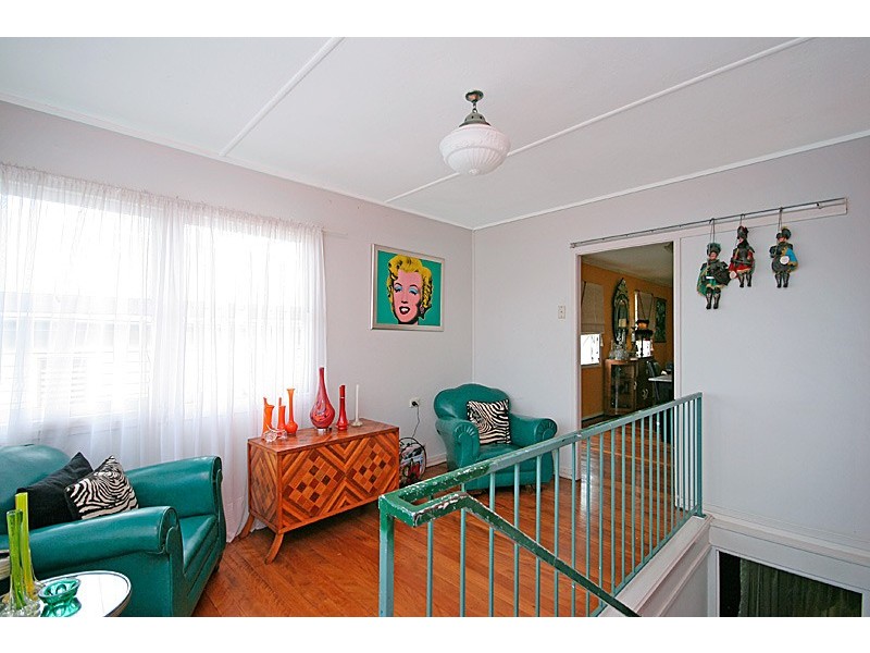37   Strath Street, Highgate Hill QLD 4101