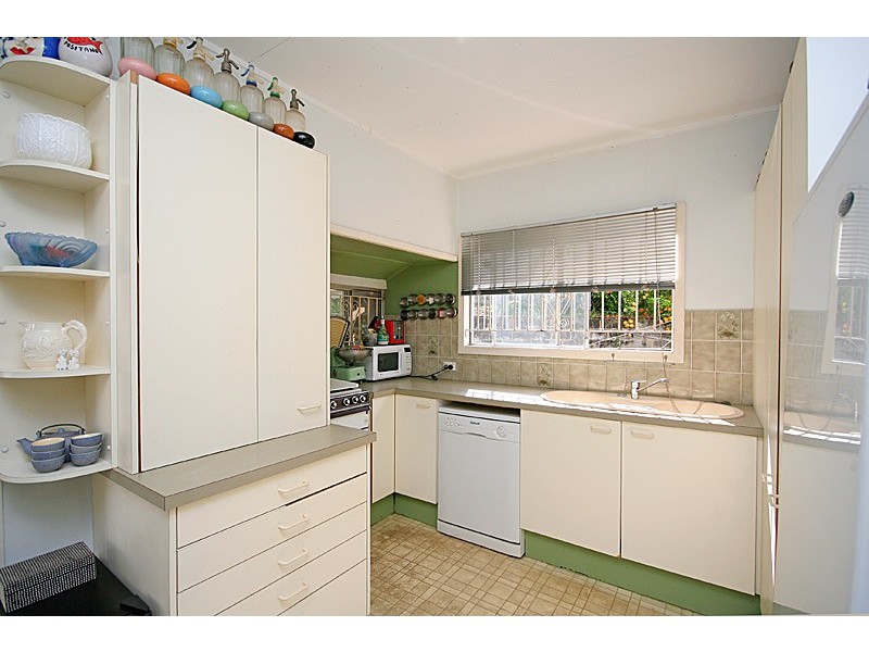 37   Strath Street, Highgate Hill QLD 4101