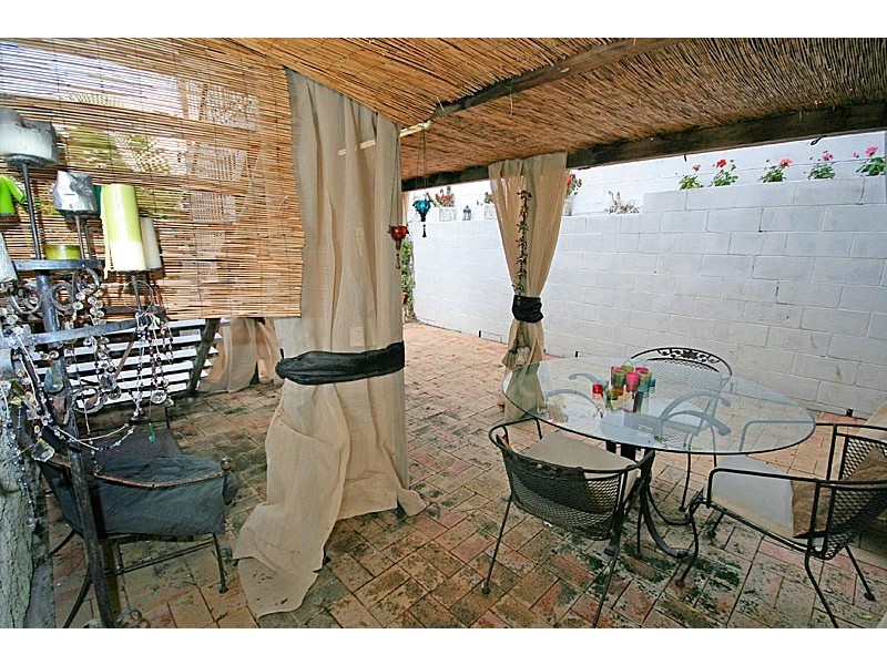 37   Strath Street, Highgate Hill QLD 4101