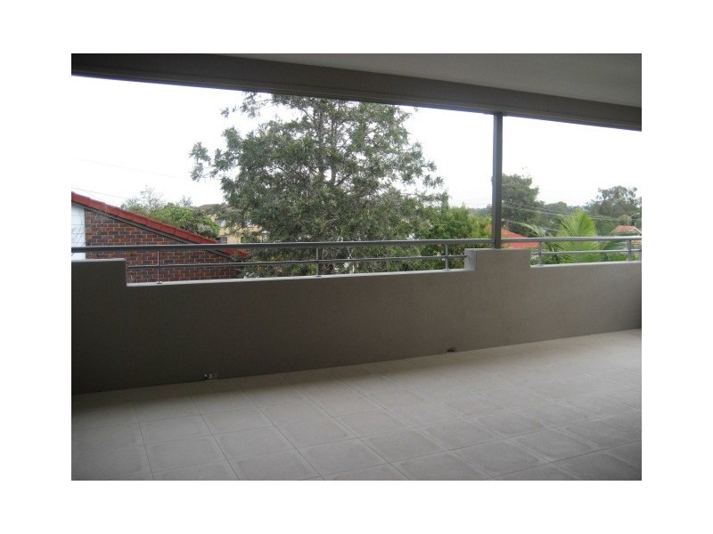 6/11  Stamford Street, Yeerongpilly QLD 4105
