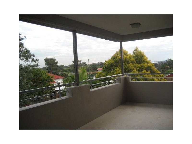 6/11  Stamford Street, Yeerongpilly QLD 4105