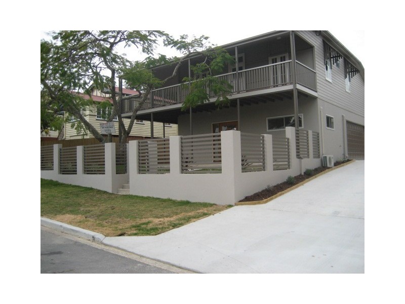1/16 Broadmere Street, Annerley QLD 4103