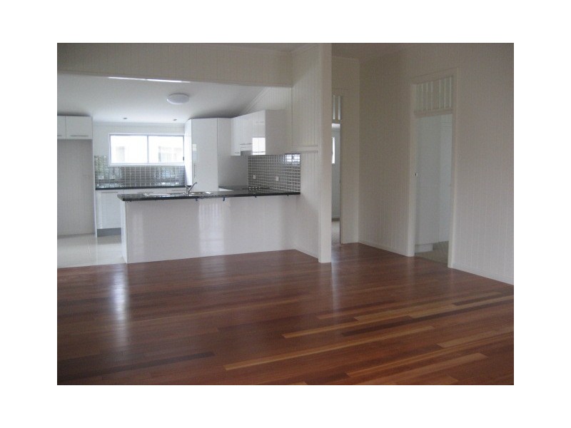 1/16 Broadmere Street, Annerley QLD 4103