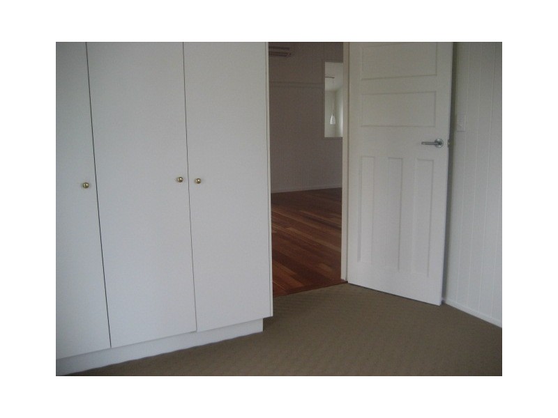 1/16 Broadmere Street, Annerley QLD 4103