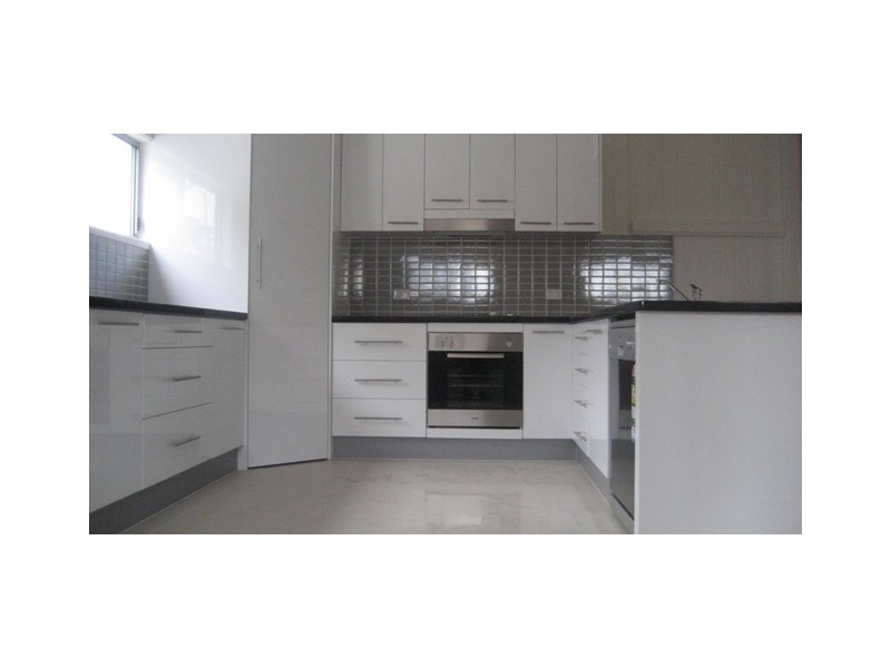 1/16 Broadmere Street, Annerley QLD 4103
