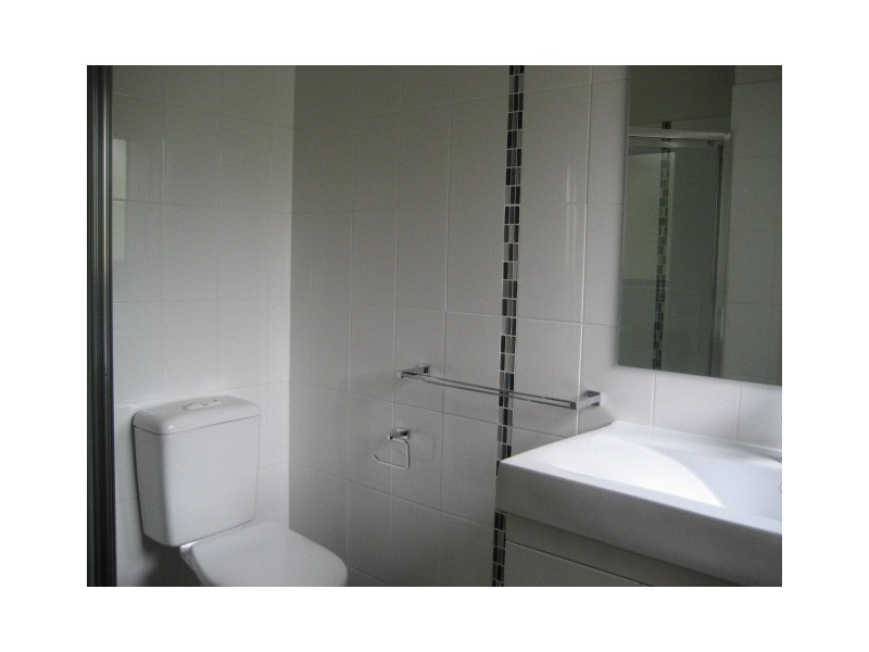 3/16  Broadmere Street, Annerley QLD 4103