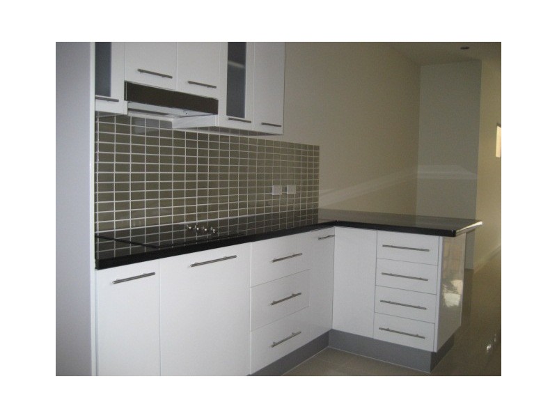 3/16  Broadmere Street, Annerley QLD 4103