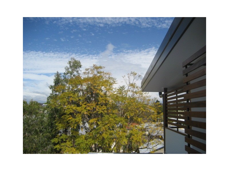 3/1  Birch Place, Greenslopes QLD 4120