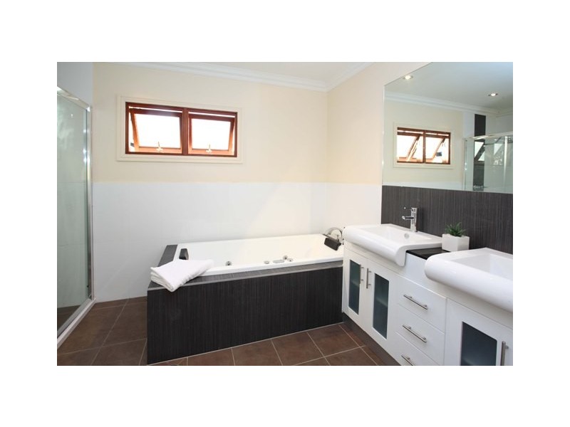 Greenslopes QLD 4120