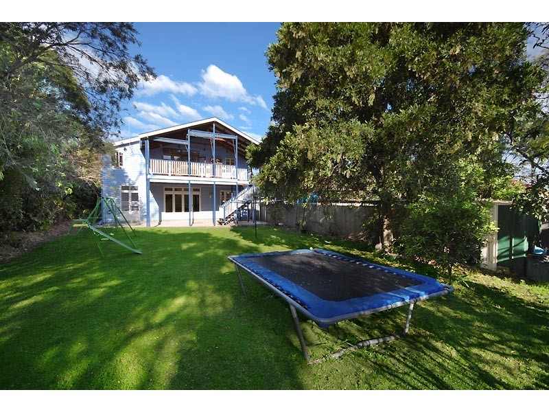 5   Bow Street, Yeerongpilly QLD 4105