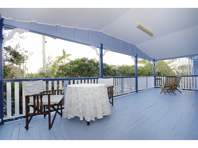 5   Bow Street, Yeerongpilly QLD 4105