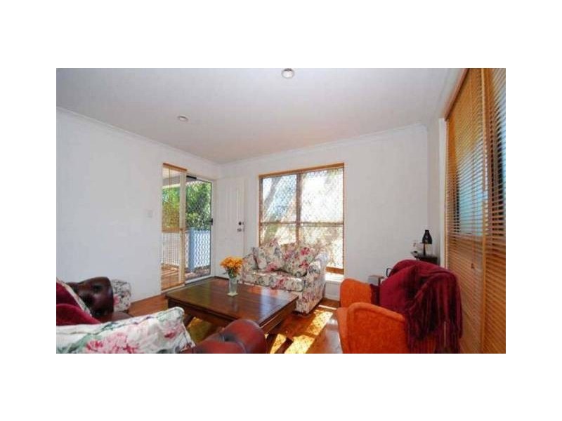 28 Kintore Street, Annerley QLD 4103