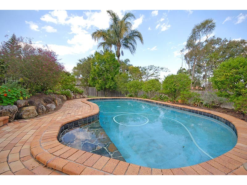 14   Andalucia Court, Wishart QLD 4122