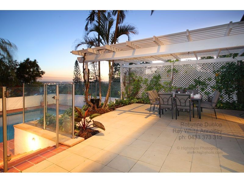 7 Derrick Street, Moorooka QLD 4105