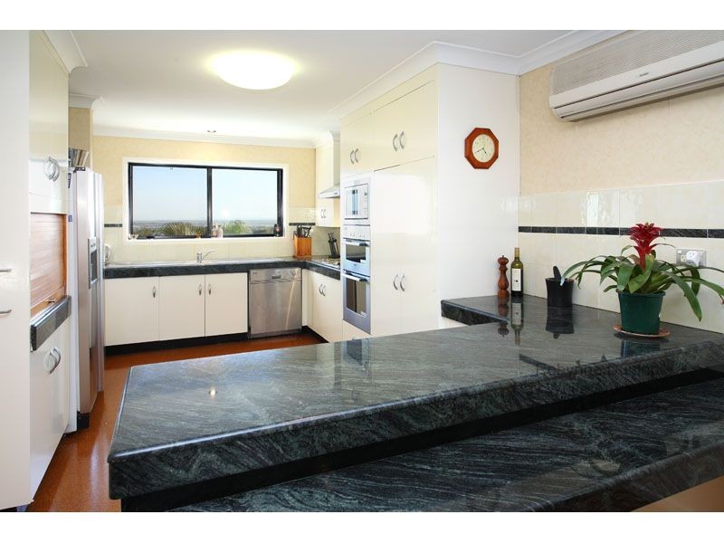 7 Derrick Street, Moorooka QLD 4105