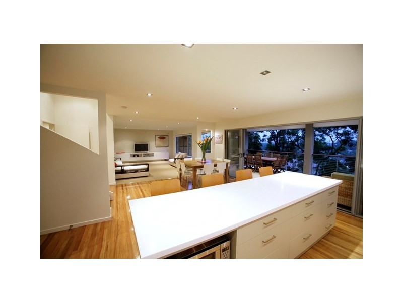 90 Bracken Street, Moorooka QLD 4105