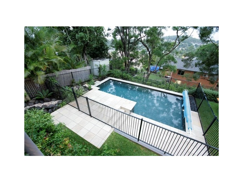 90 Bracken Street, Moorooka QLD 4105