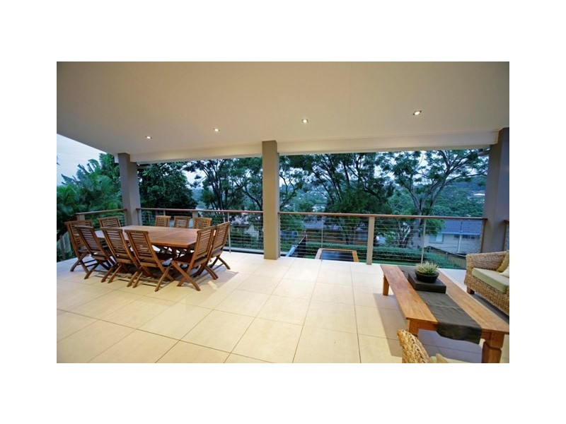 90 Bracken Street, Moorooka QLD 4105