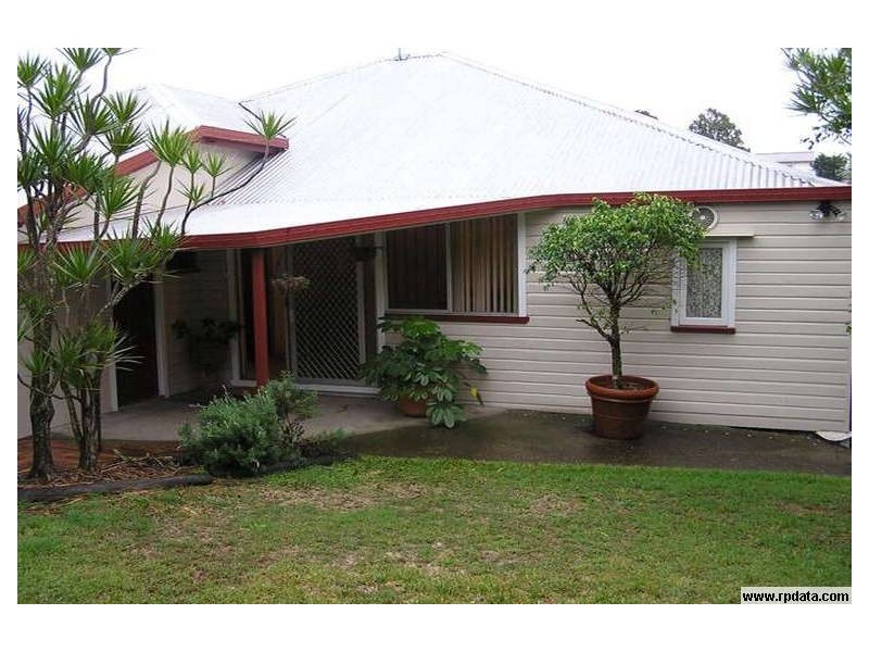 17 Palmerston Street, Annerley QLD 4103