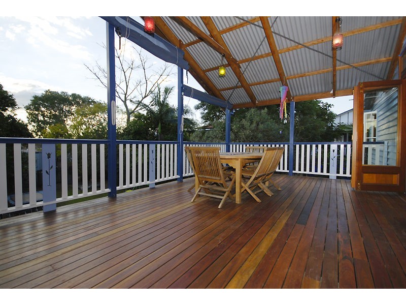 5   Bow Street, Yeerongpilly QLD 4105