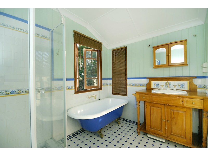 5   Bow Street, Yeerongpilly QLD 4105