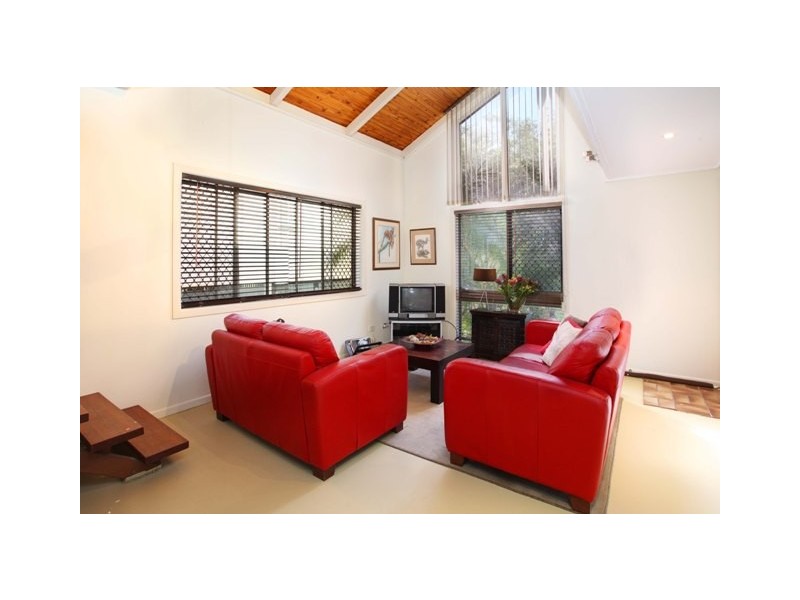 9 Killarney Street, Yeronga QLD 4104