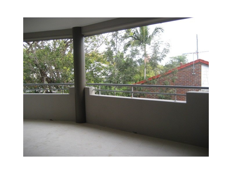 7/11  Stamford Street, Yeerongpilly QLD 4105