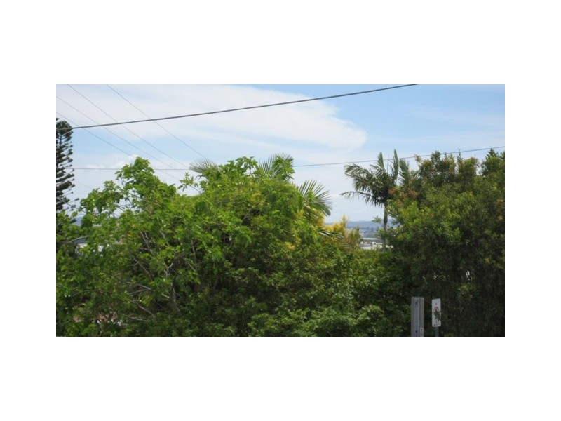 54 Rodney Street, Wynnum West QLD 4178