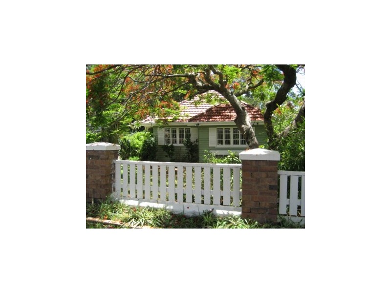 88 Cracknell Road, Annerley QLD 4103