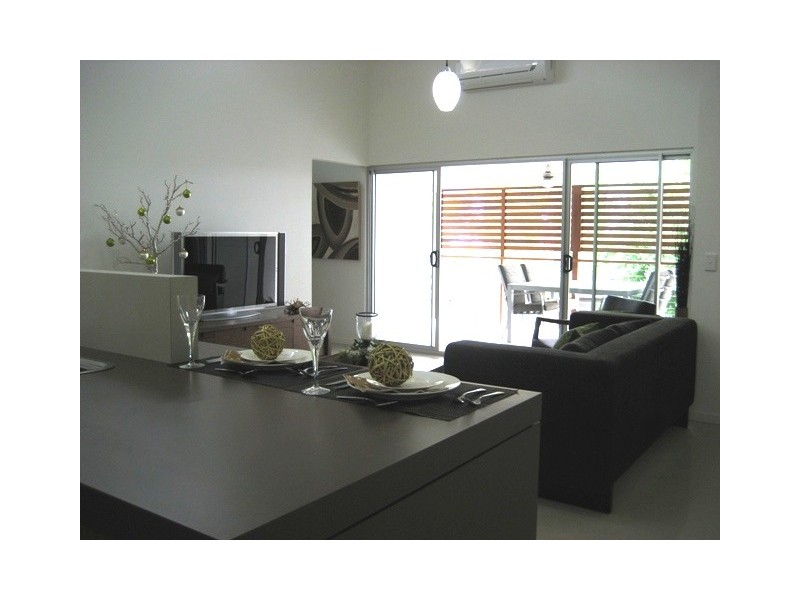 3/1  Birch Place, Greenslopes QLD 4120