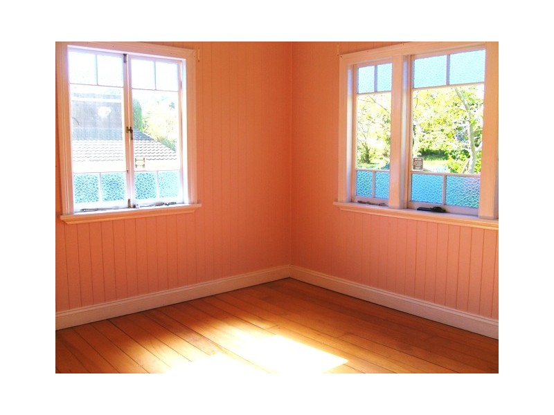 92   Sunbeam Street, Annerley QLD 4103