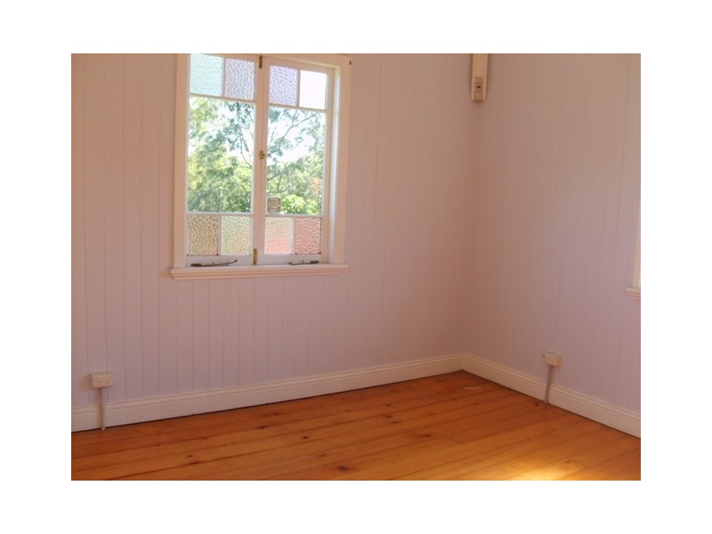 92   Sunbeam Street, Annerley QLD 4103