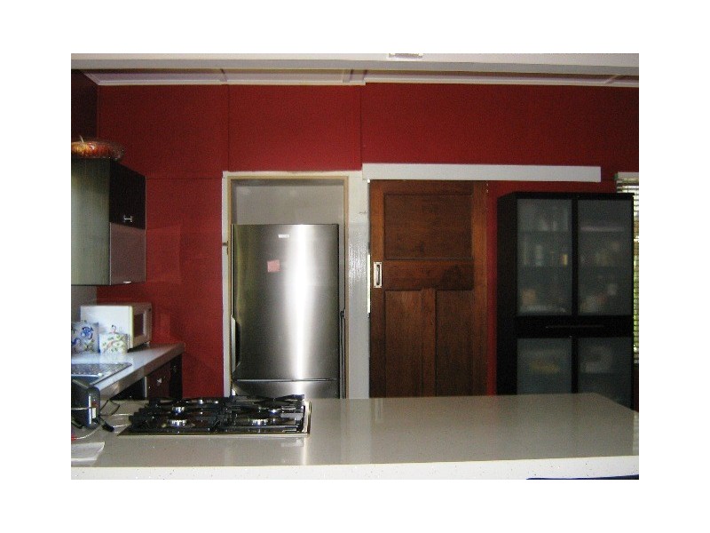 3  Robinson Street, Moorooka QLD 4105