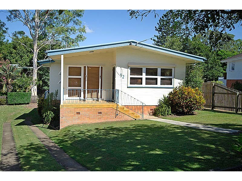 52   Vinray Street, Tarragindi QLD 4121