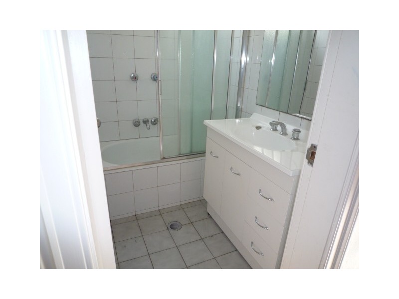 17 Darling Street, Kensington NSW 2033