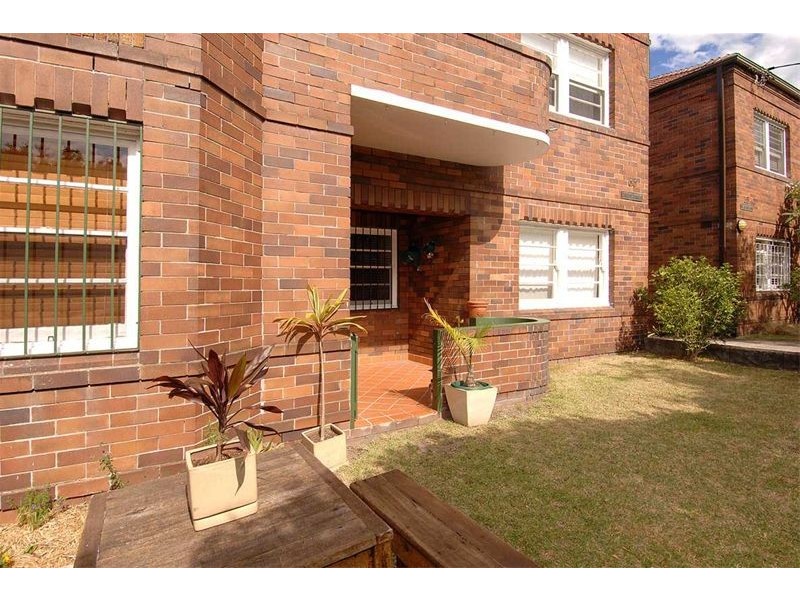 2/33 Byron Street, Coogee NSW 2034