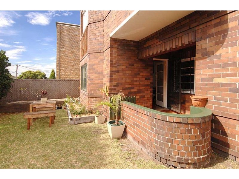 2/33 Byron Street, Coogee NSW 2034