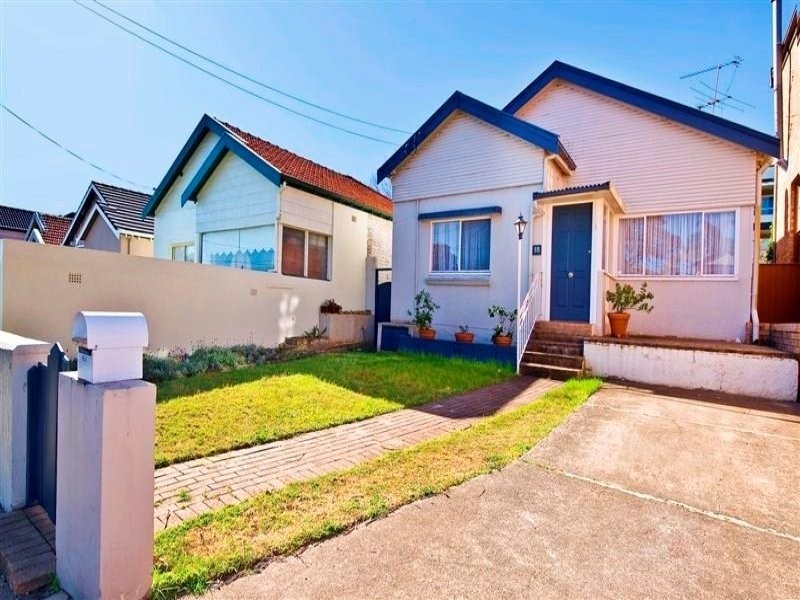 18 Roberts Street, Rose Bay NSW 2029