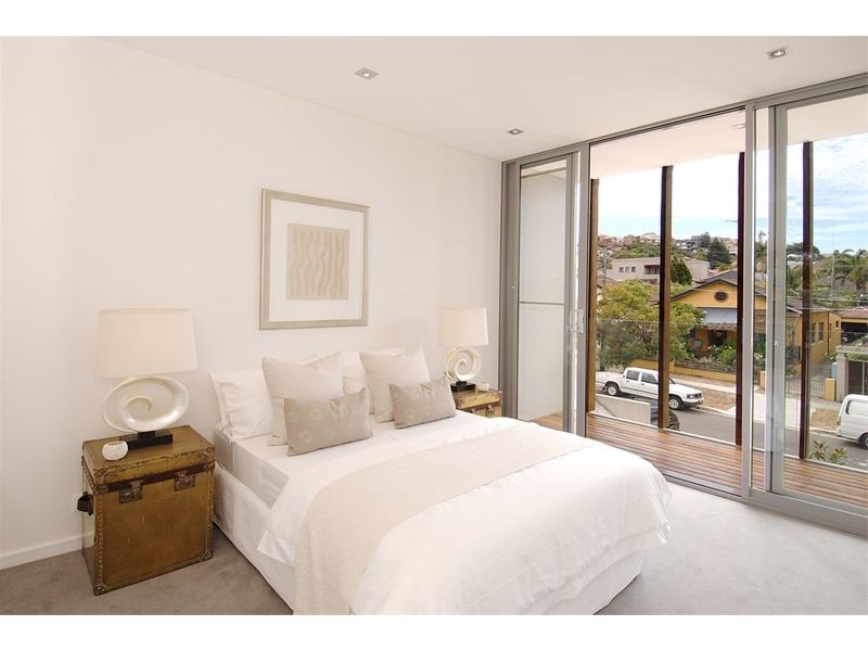 8B Reina Street, North Bondi NSW 2026