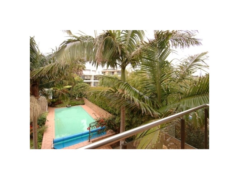 2/14 Gilbert Street, Dover Heights NSW 2030