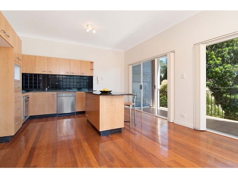 1/249 Military Rd (dual entry Bulga Rd), Dover Heights NSW 2030